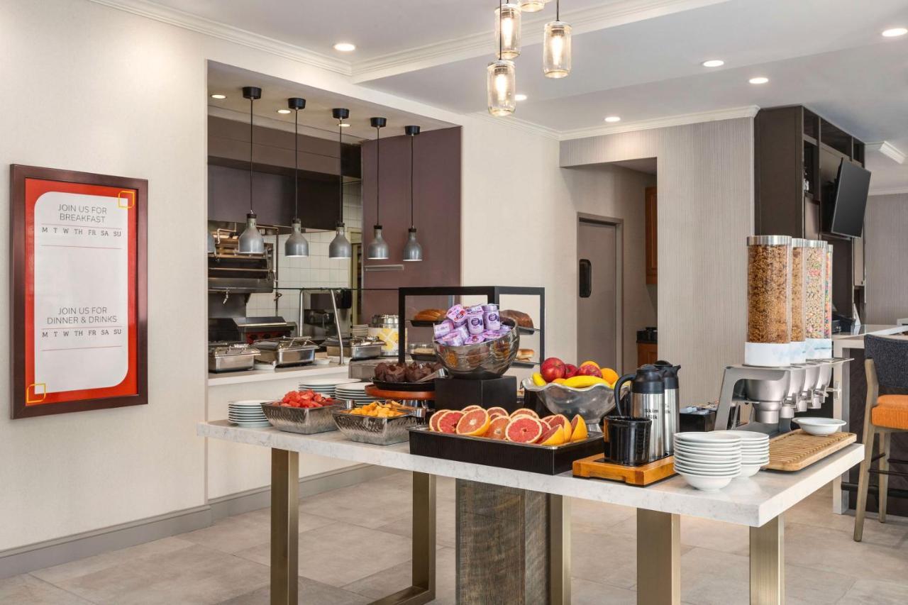 Hilton Garden Inn Palm Coast Town Center Extérieur photo